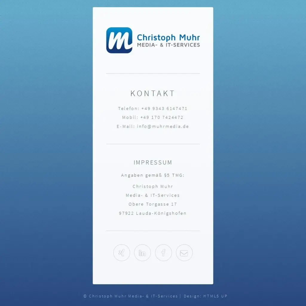 Dritte und letzte "Coming soon" Version von Juni 2016. Endlich zumindest eine responsive Website.